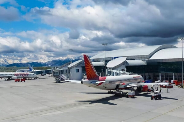 AIRPORT FAST-TRACK