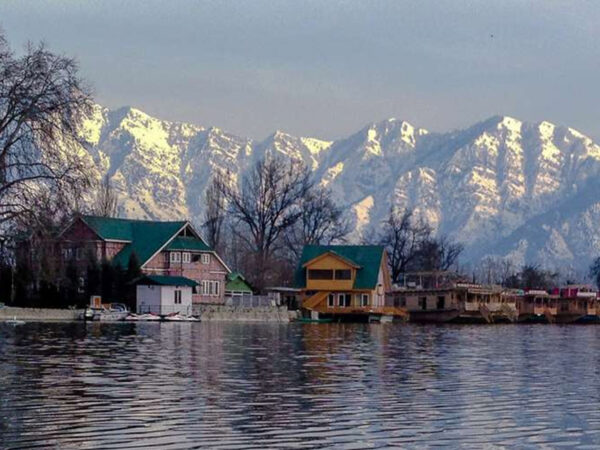 The Nigeen Lake Seclusion (Srinagar)